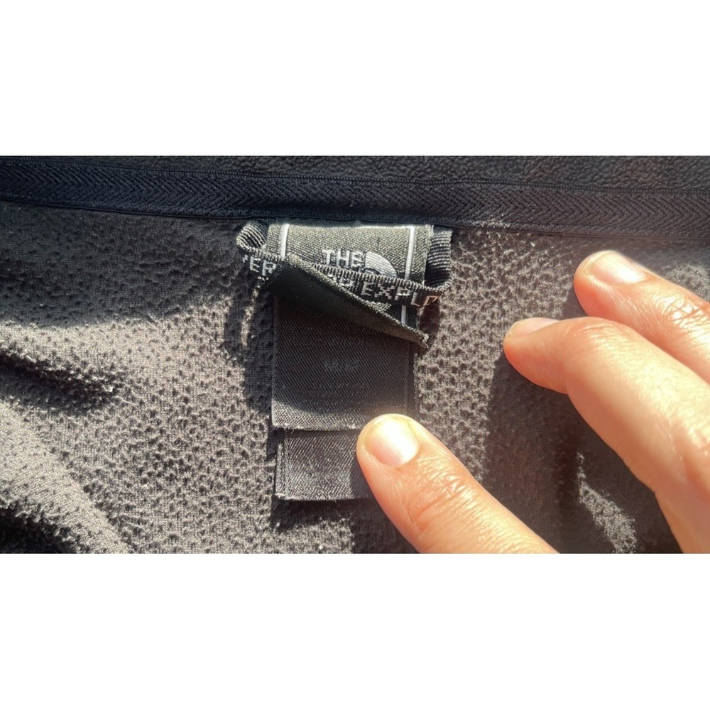 The North Face Black Lightweight Full Zip‎ Fleece Base Layer Jacket Women Medium - Picture 9 of 12